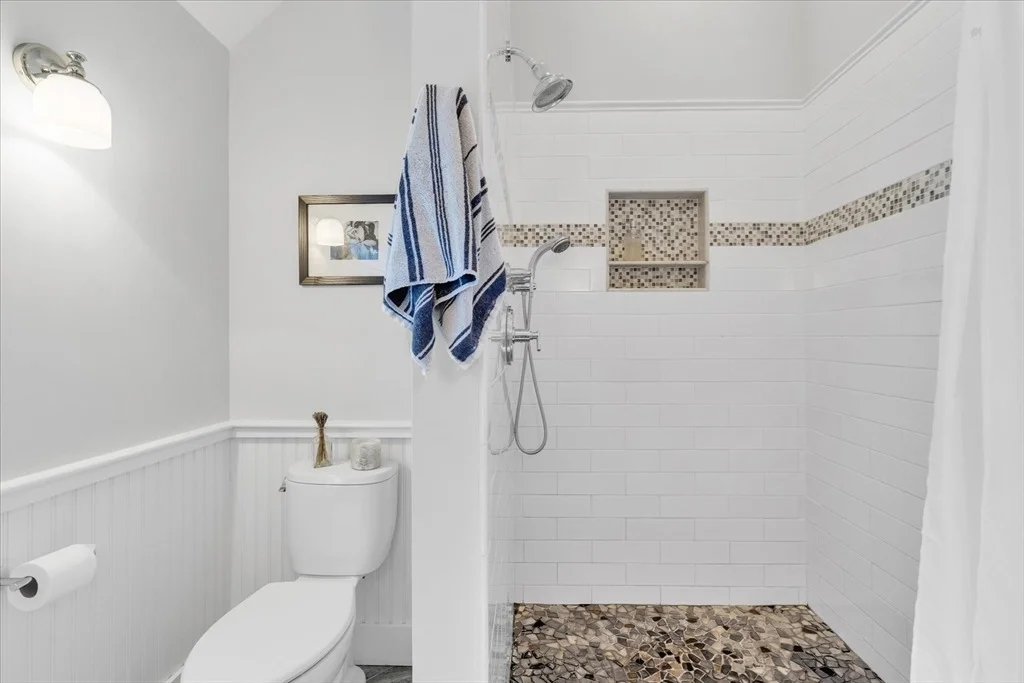 Photo of 575 Harwich Rd