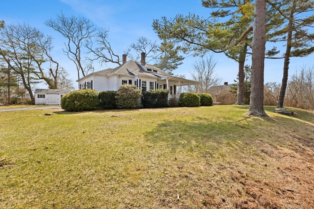 Photo of 10 Puritan Rd