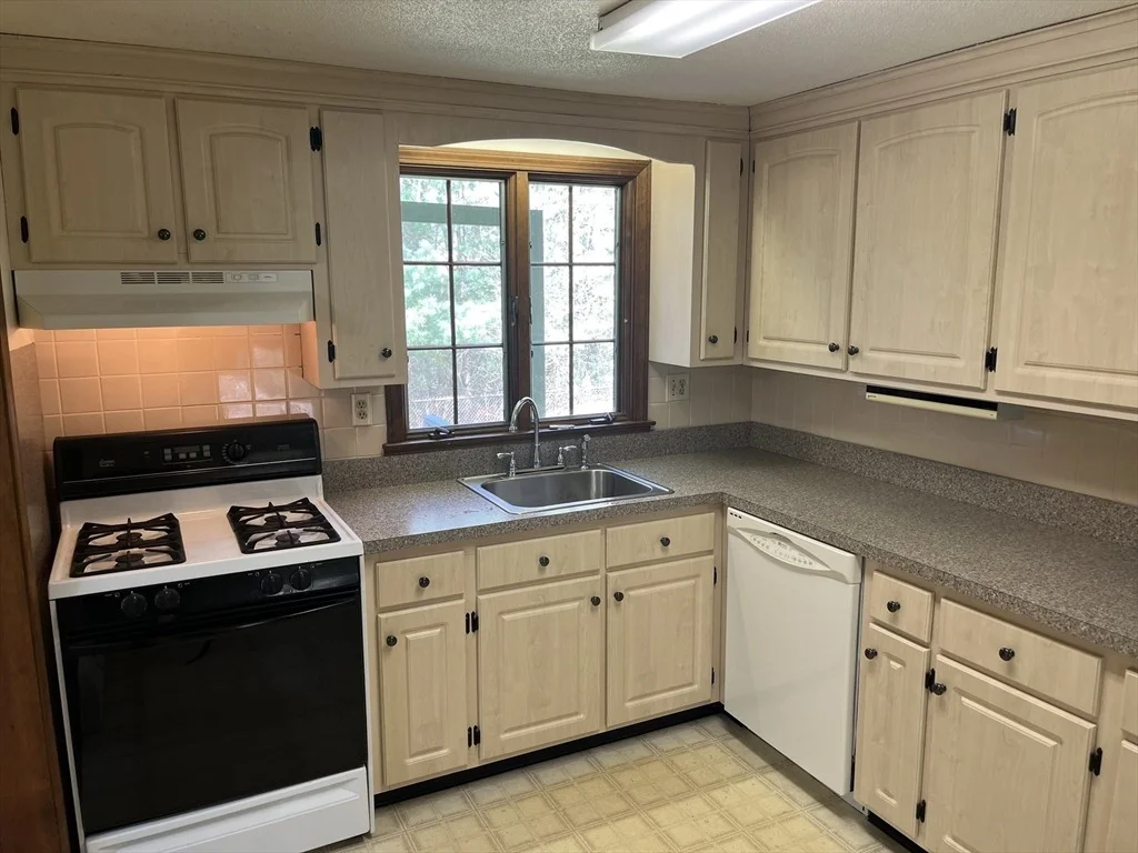 Photo of 291 Ware Street