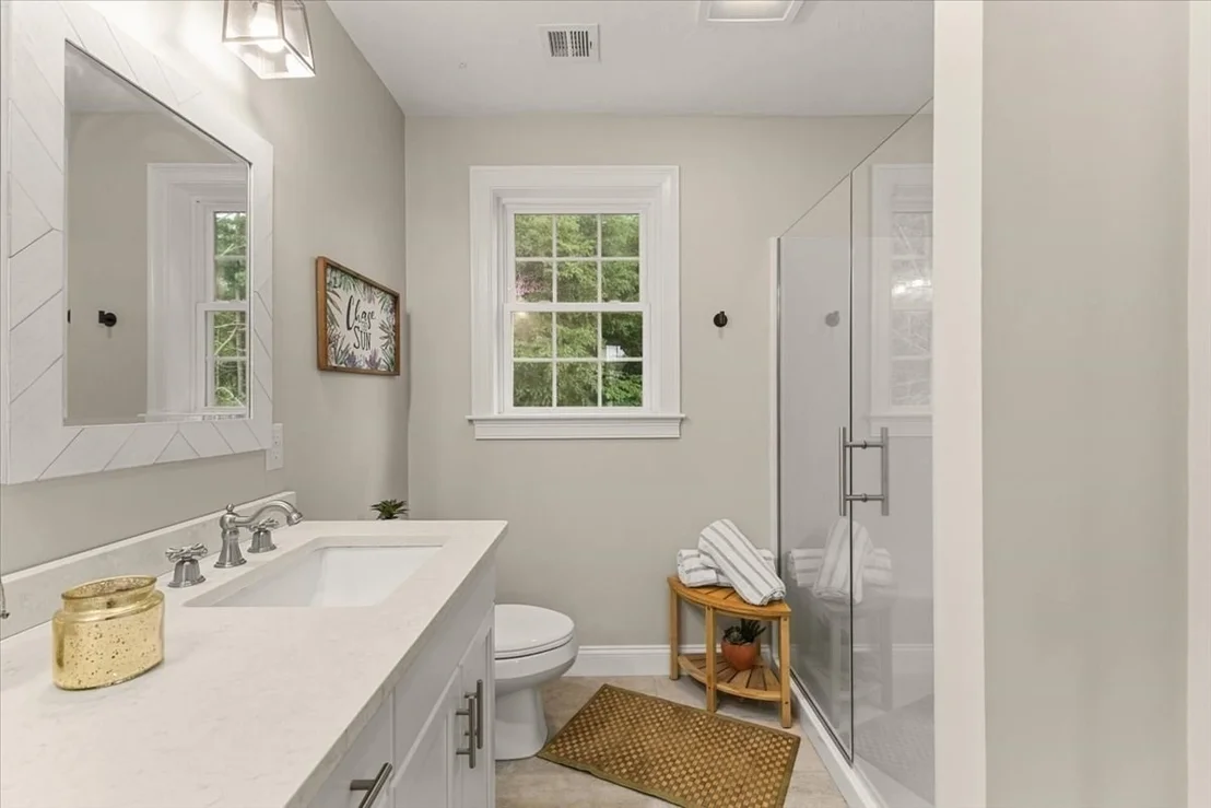 Photo of 32 Pocksha Dr