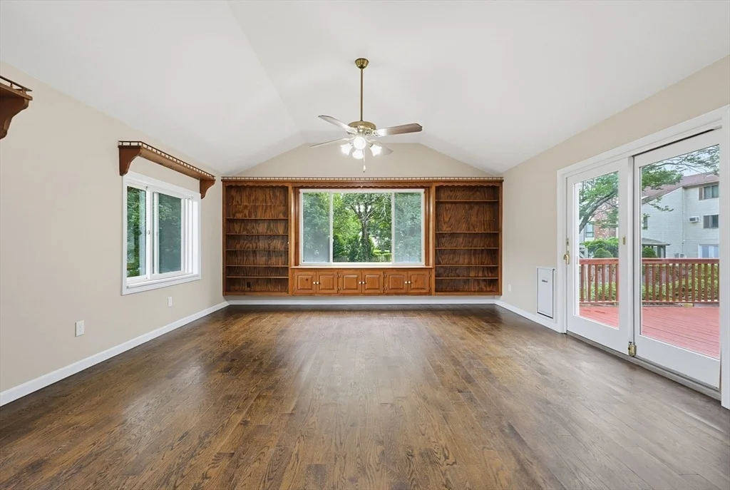 Photo of 32 Falcon St