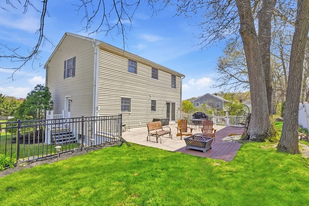 Photo of 23 Bellmore Rd
