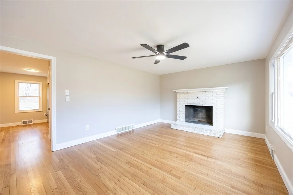 Photo of 1123 County St