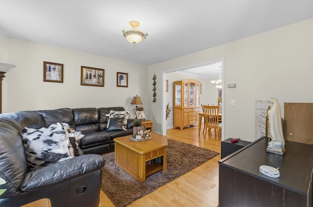 Photo of 3 Pleasant St