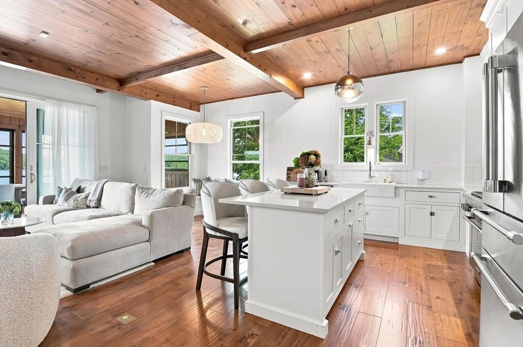 Photo of 182 Manchaug Road