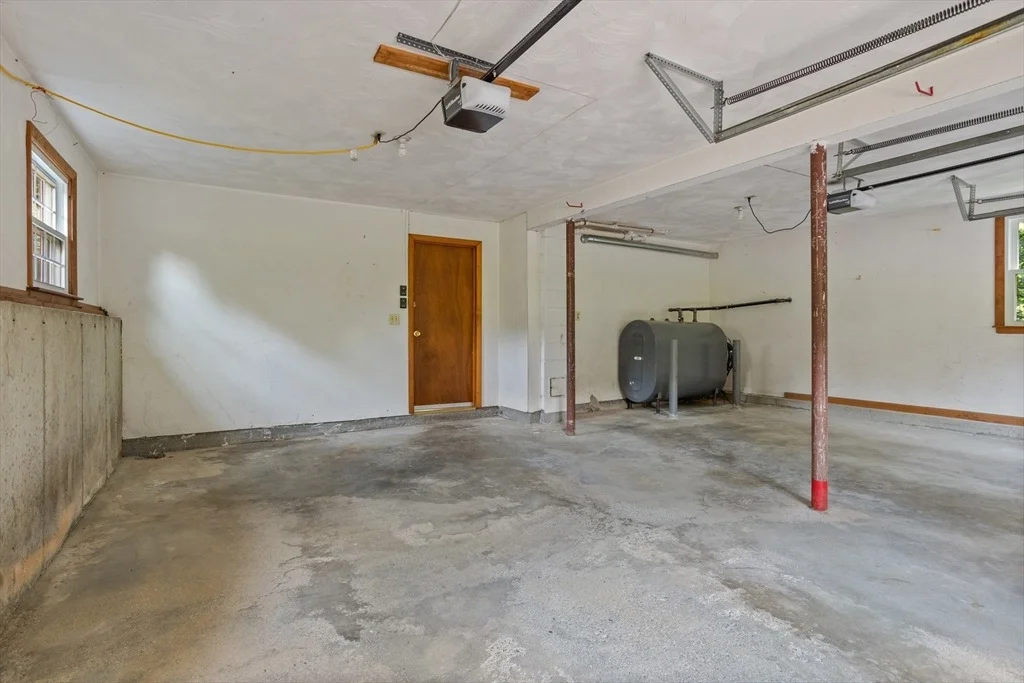 Photo of 19 Douglas Dr