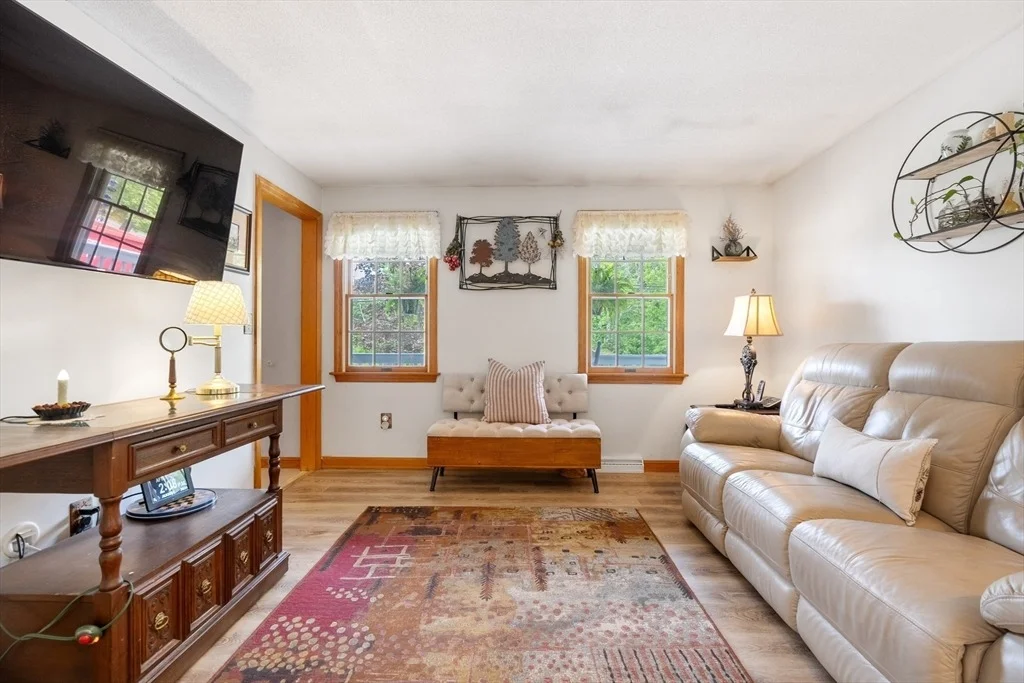 Photo of 79 Marsh Hill Rd