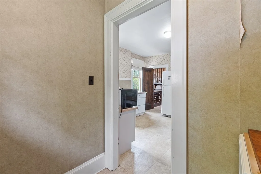 Photo of 298 Highland St