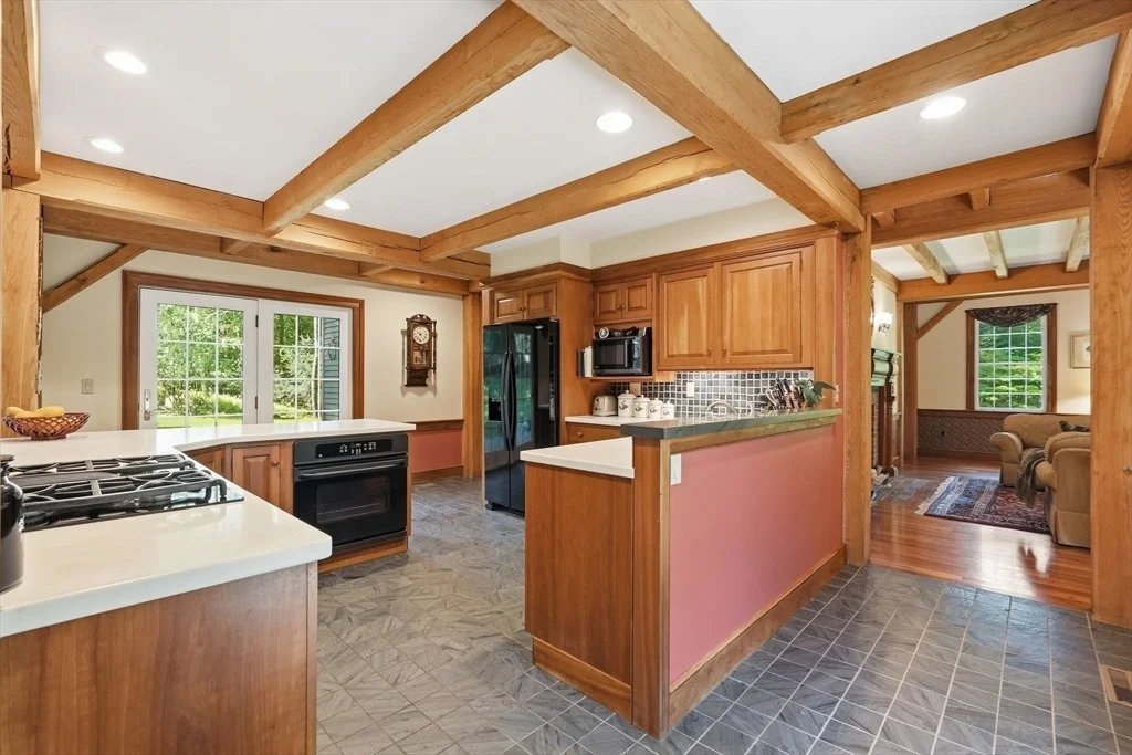 Photo of 36 Laurel Hill Dr