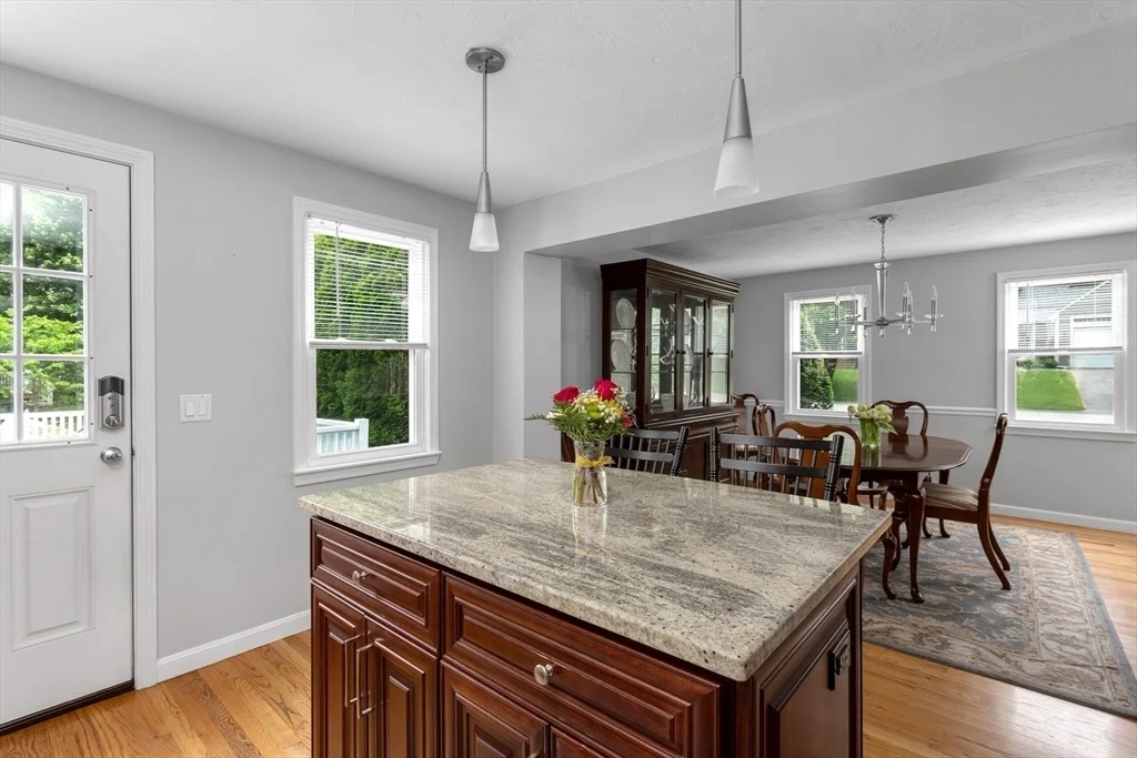 Photo of 194 Crossfield Rd