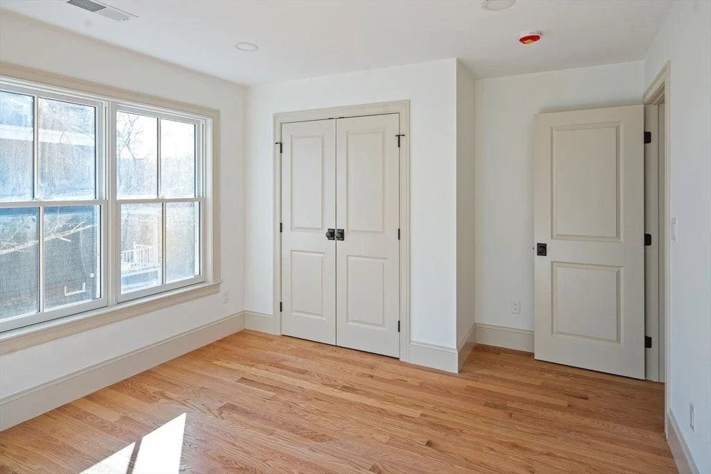 Photo of 181 Lowell St