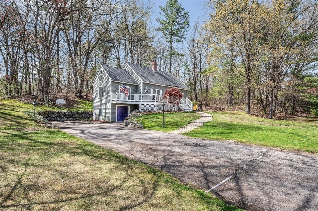 Photo of 111 Stonebridge Dr