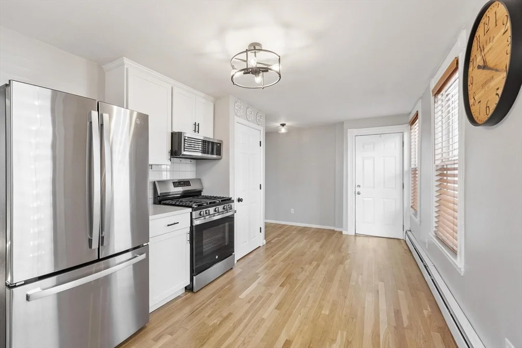 Photo of Unit 1 at 155 Maple St