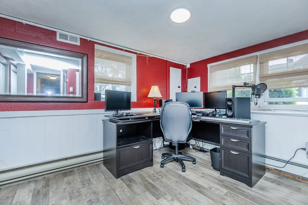 Photo of 27 Hayes Ave