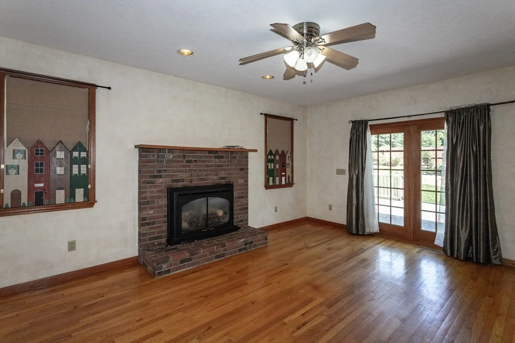 Photo of 40 Skipper Lane