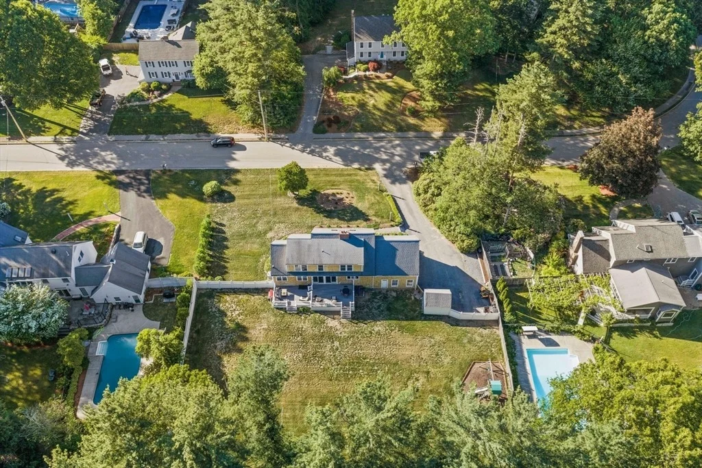Photo of 114 Longwater Dr