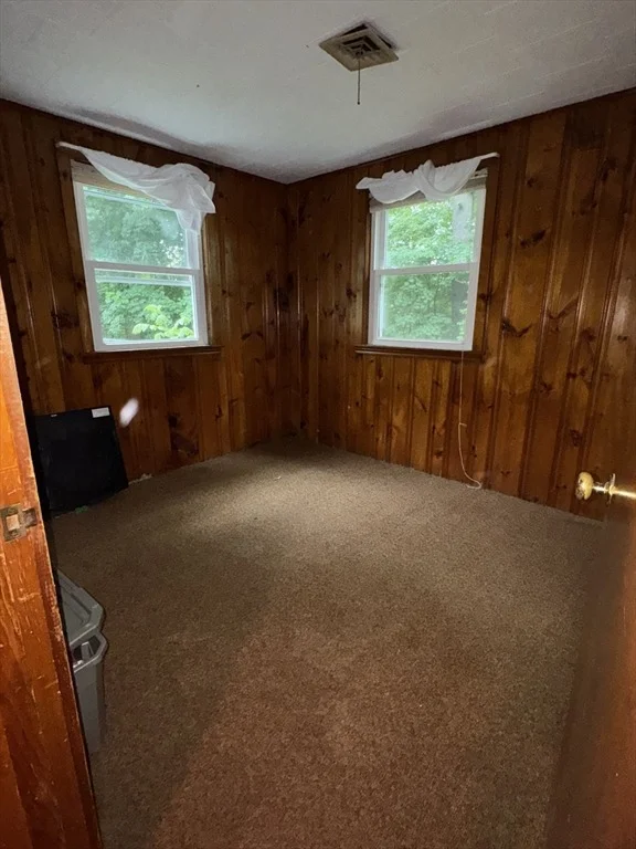 Photo of 48 Clearview Dr