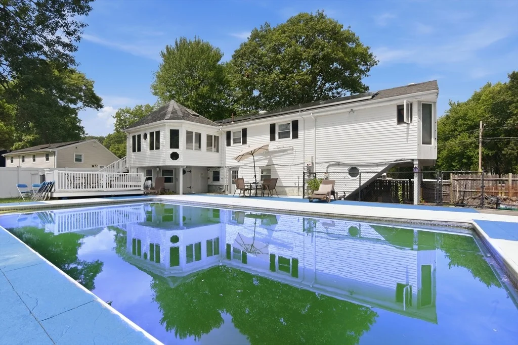 Photo of 54 Michael Dr