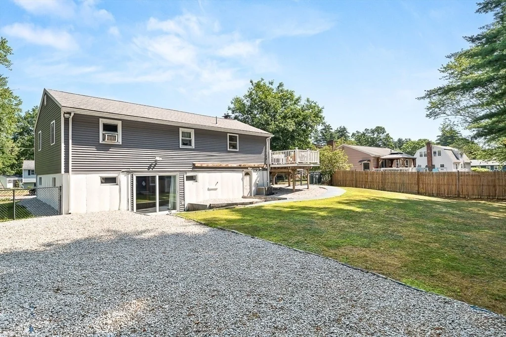 Photo of 8 Haskell Rd