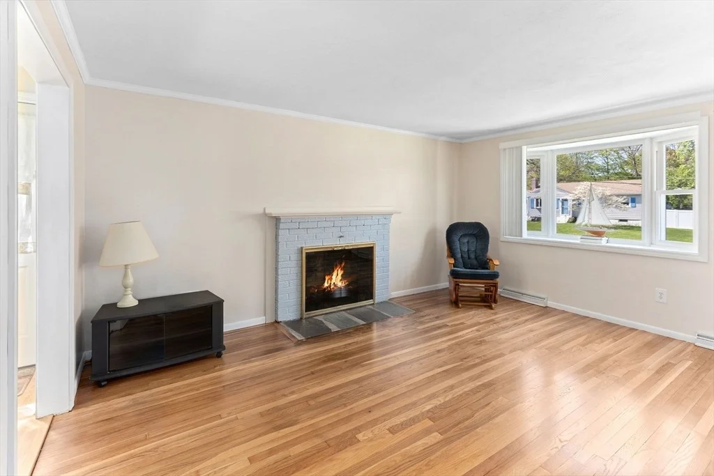 Photo of 15 Phillip Dr