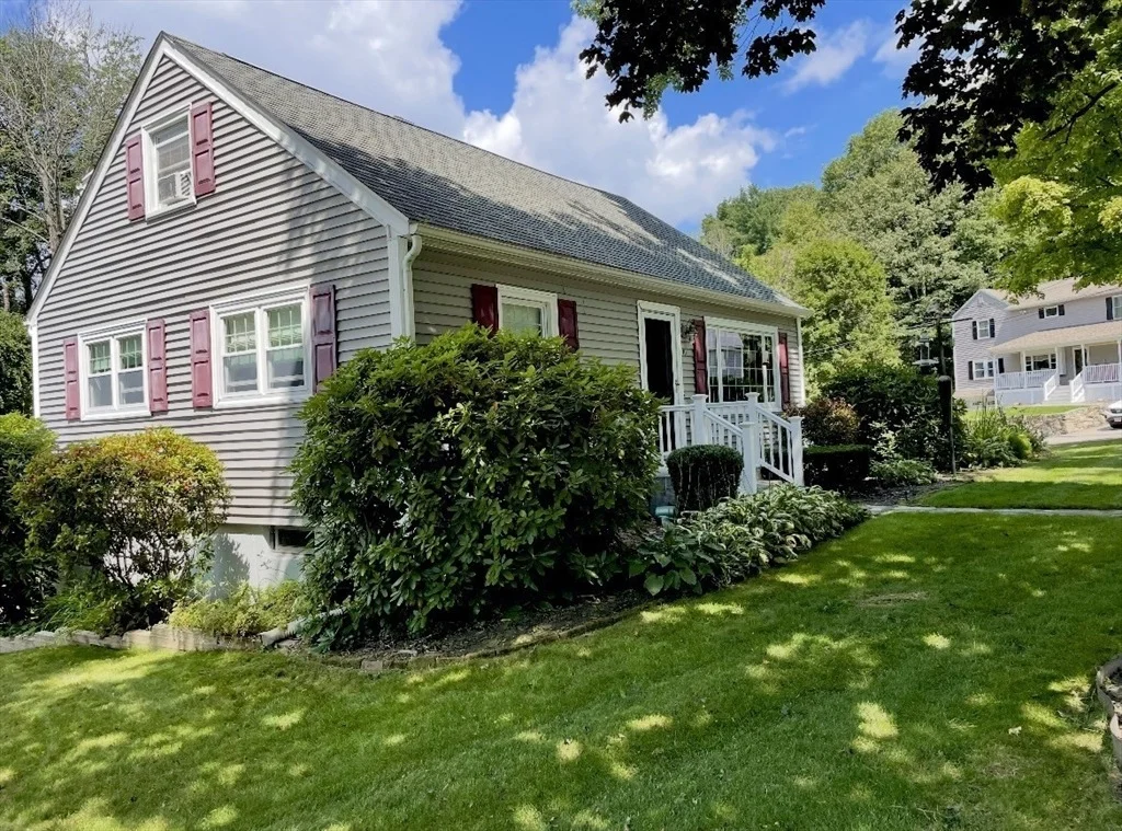 Photo of 10 Brookside Drive