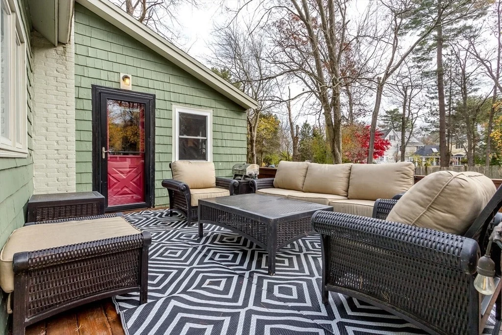 Photo of 264 Pleasant Street