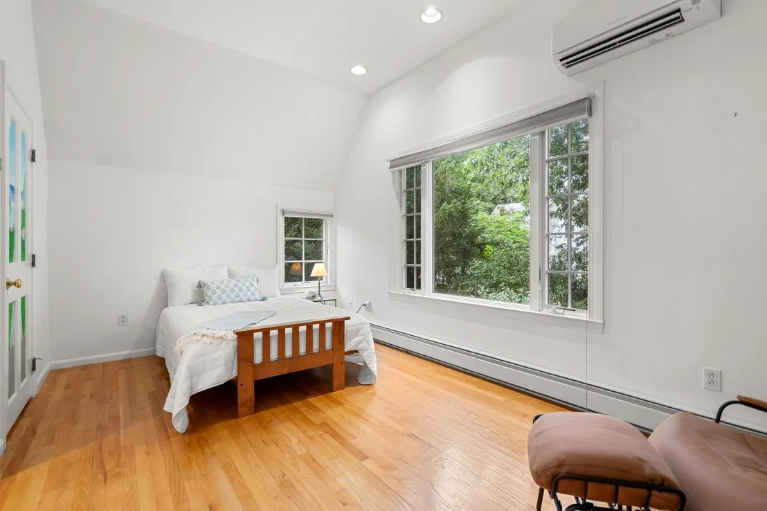 Photo of 21 Valentine Road