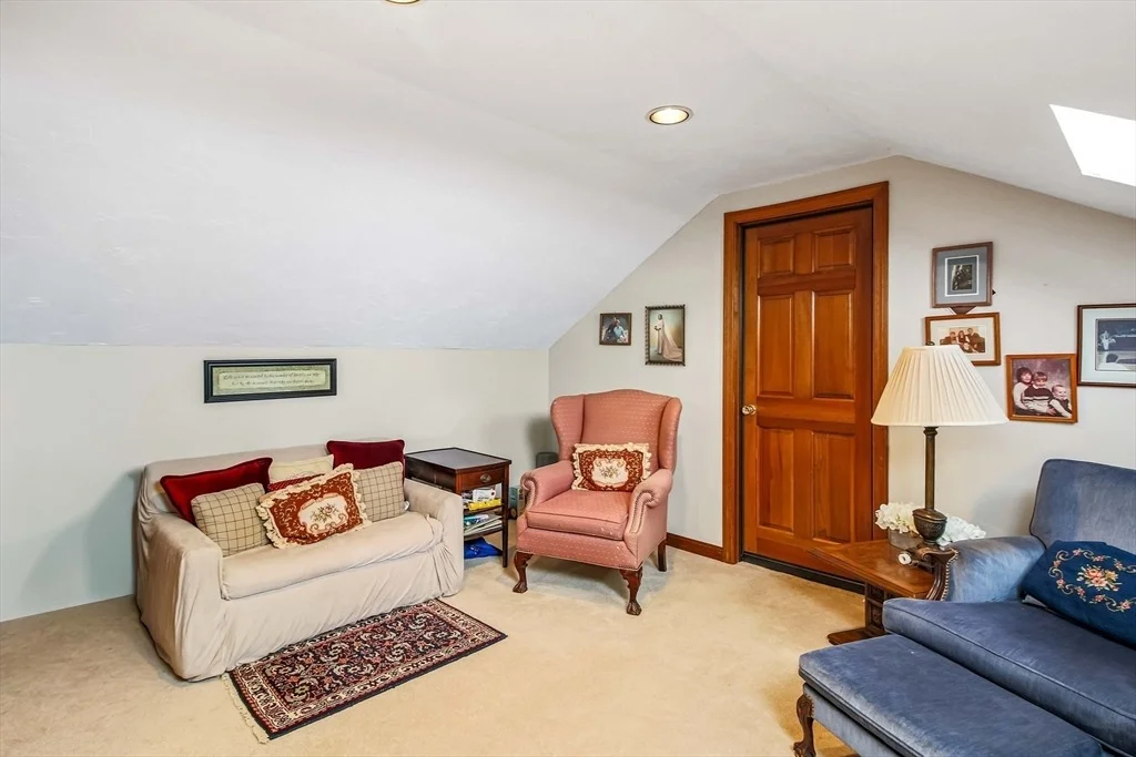 Photo of 8 Tattan Farm Rd.