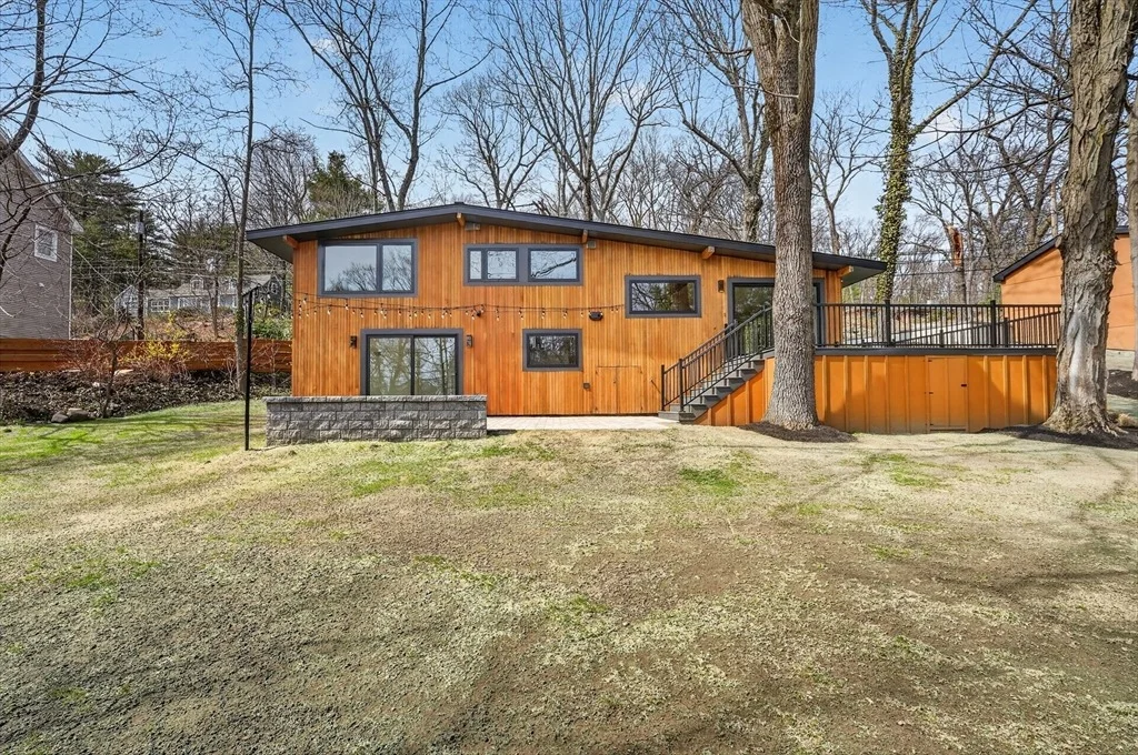 Photo of 6 Wachusett Dr