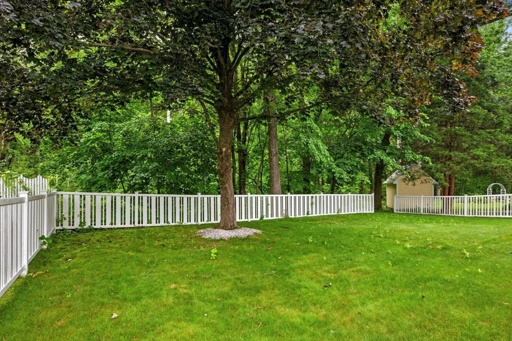 Photo of 18 Tatnuck Gardens