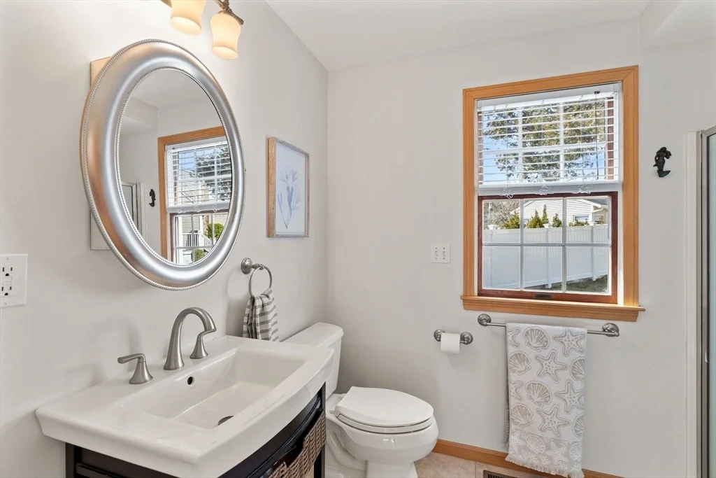 Photo of 135 Leeward