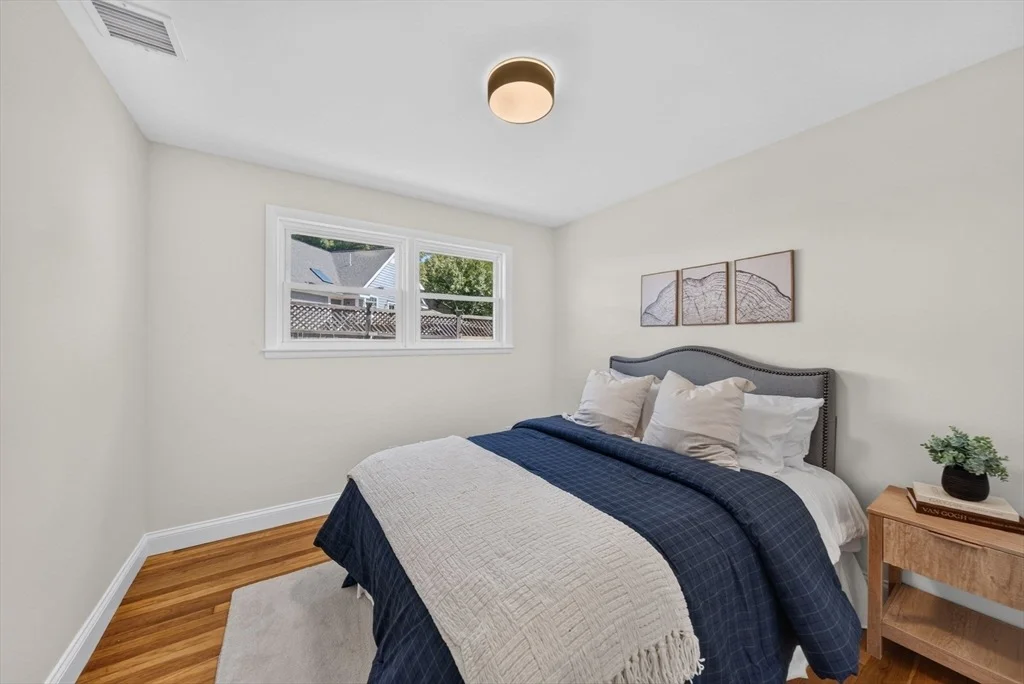 Photo of 8 Everett St
