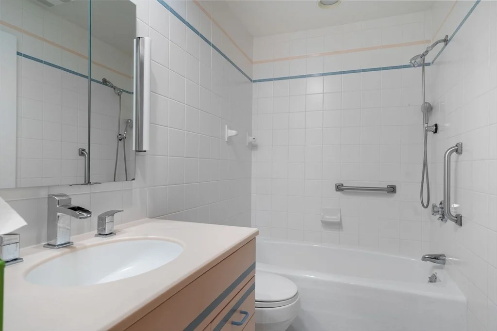 Photo of 109 Jerrold St