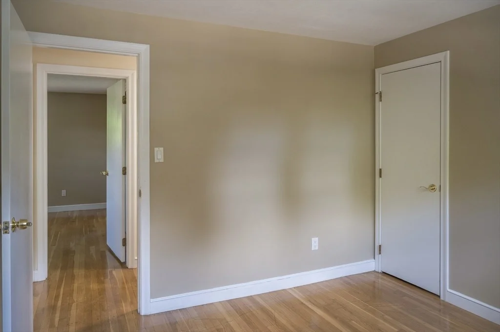 Photo of 21 Debra Ln