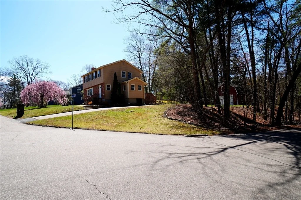 Photo of 167 Karen Cir