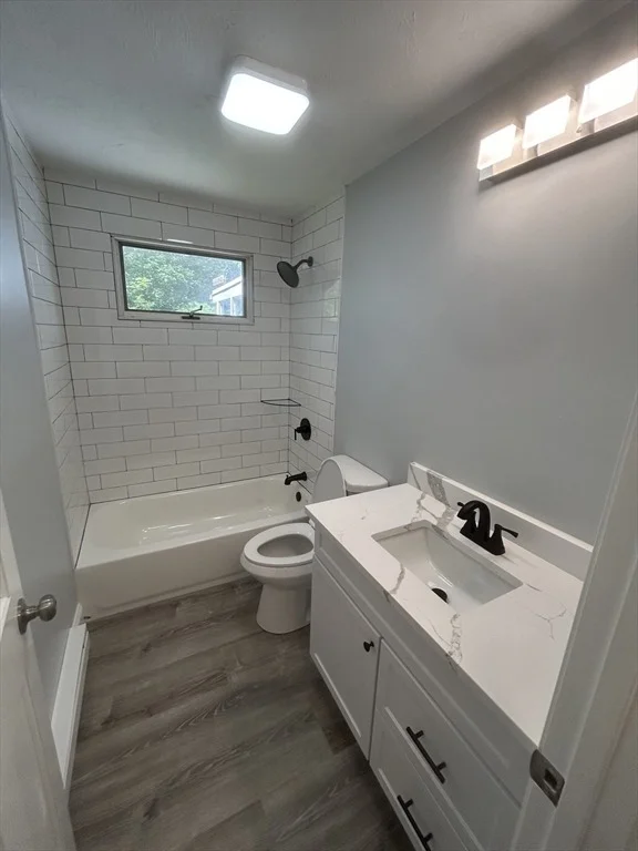 Photo of 9 Cricket Dr