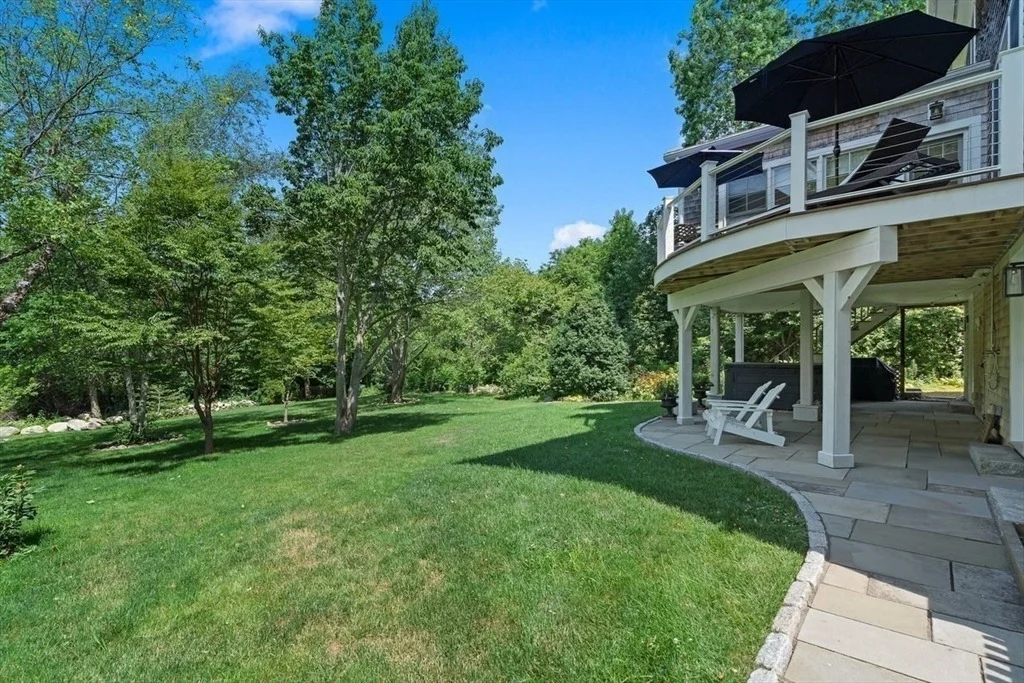 Photo of 128 Gilson