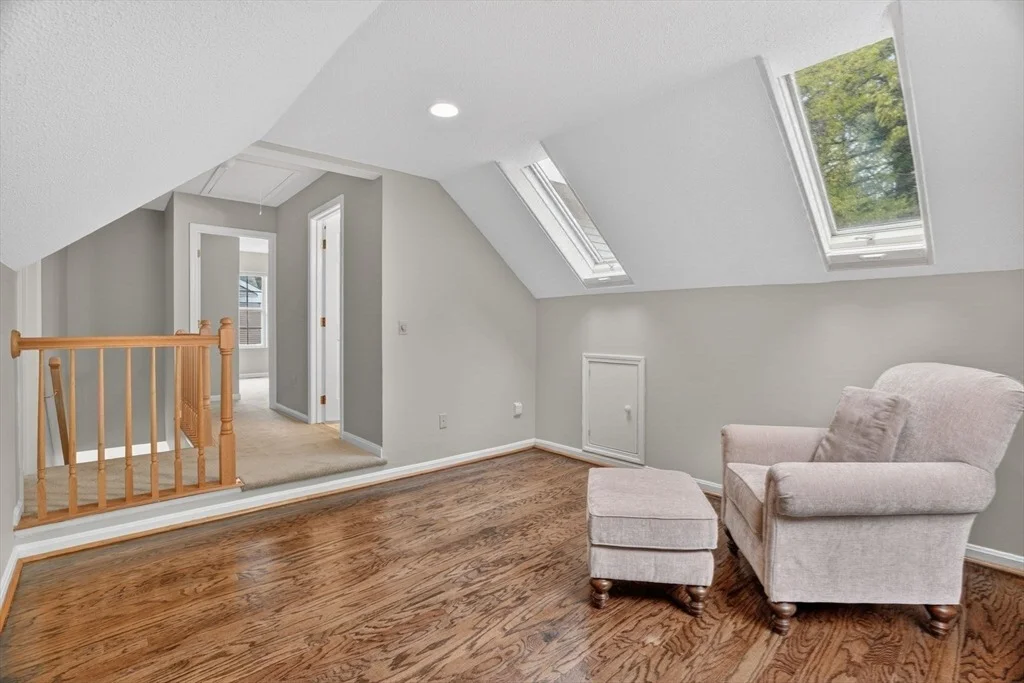 Photo of 9 Grover Ln