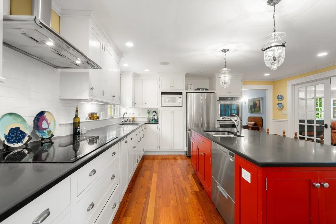 Photo of 270 Concord Rd