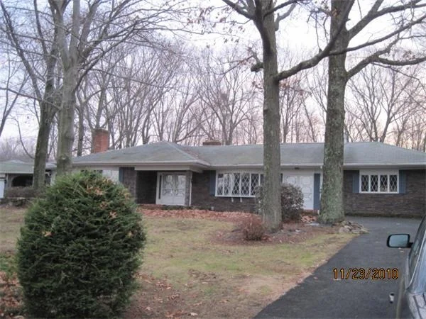 Photo of 828 Ridge Rd