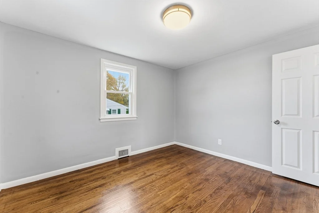 Photo of 123 Beesley Ave