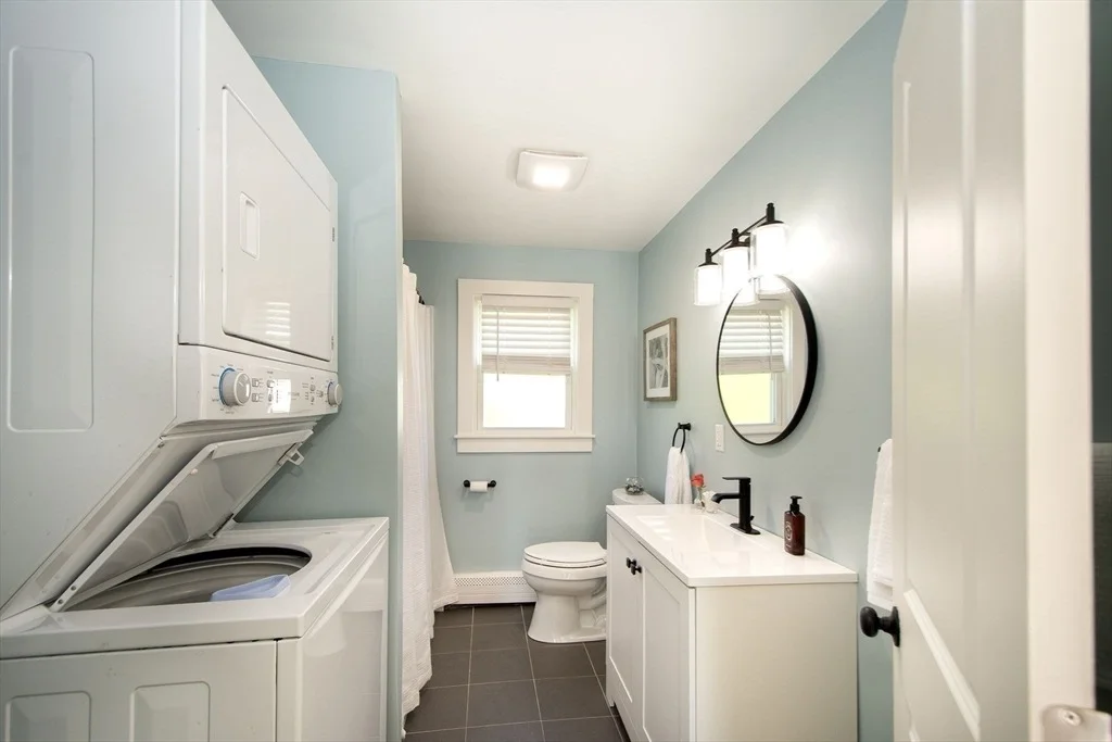 Photo of 2-A Bodfish Ave