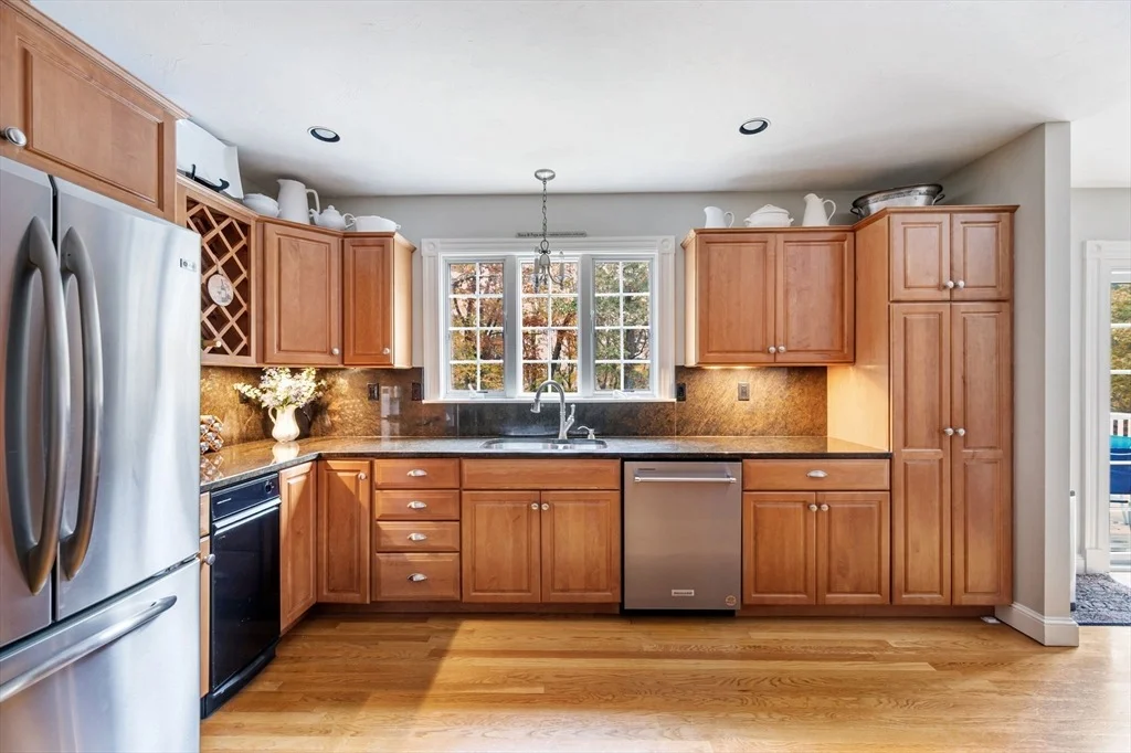 Photo of 56 Paradise Dr