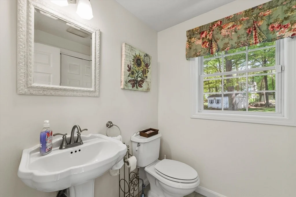 Photo of 8 Sunset Way