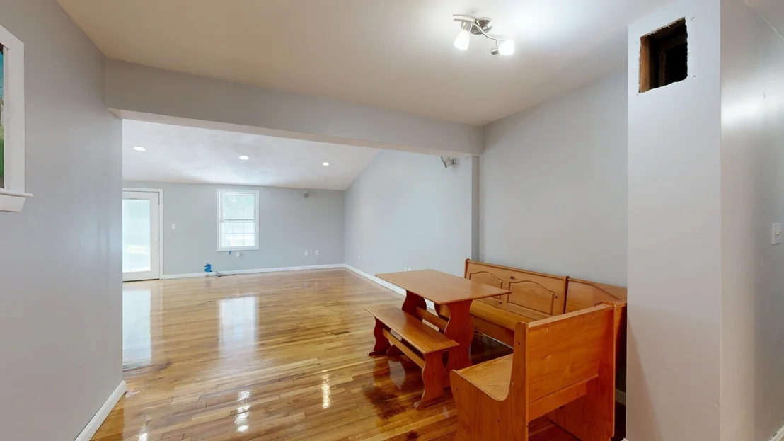 Photo of 19 Fieldcrest Ter