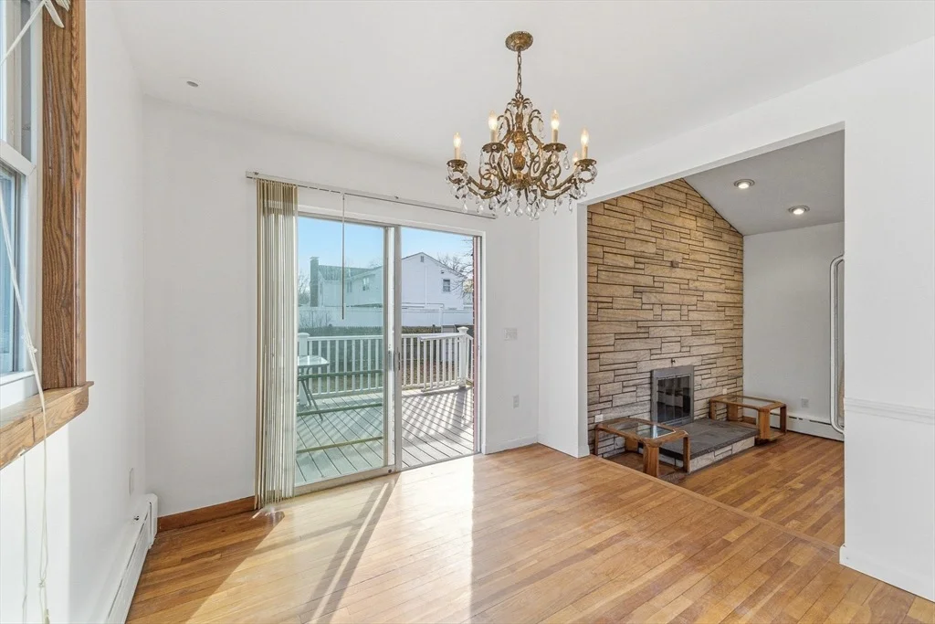 Photo of 7 Carol St