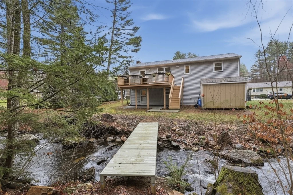 Photo of 8 Stoneybrook Drive