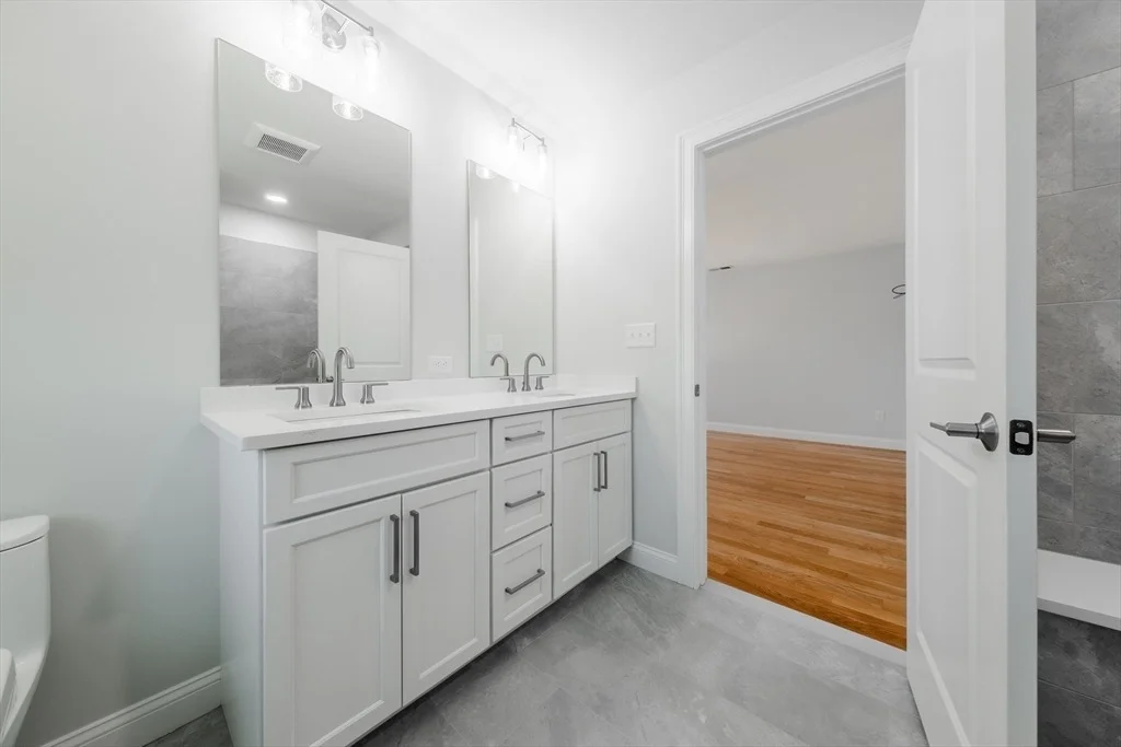 Photo of 5 Strongwater Drive