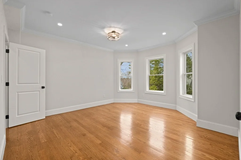 Photo of 14 High Street