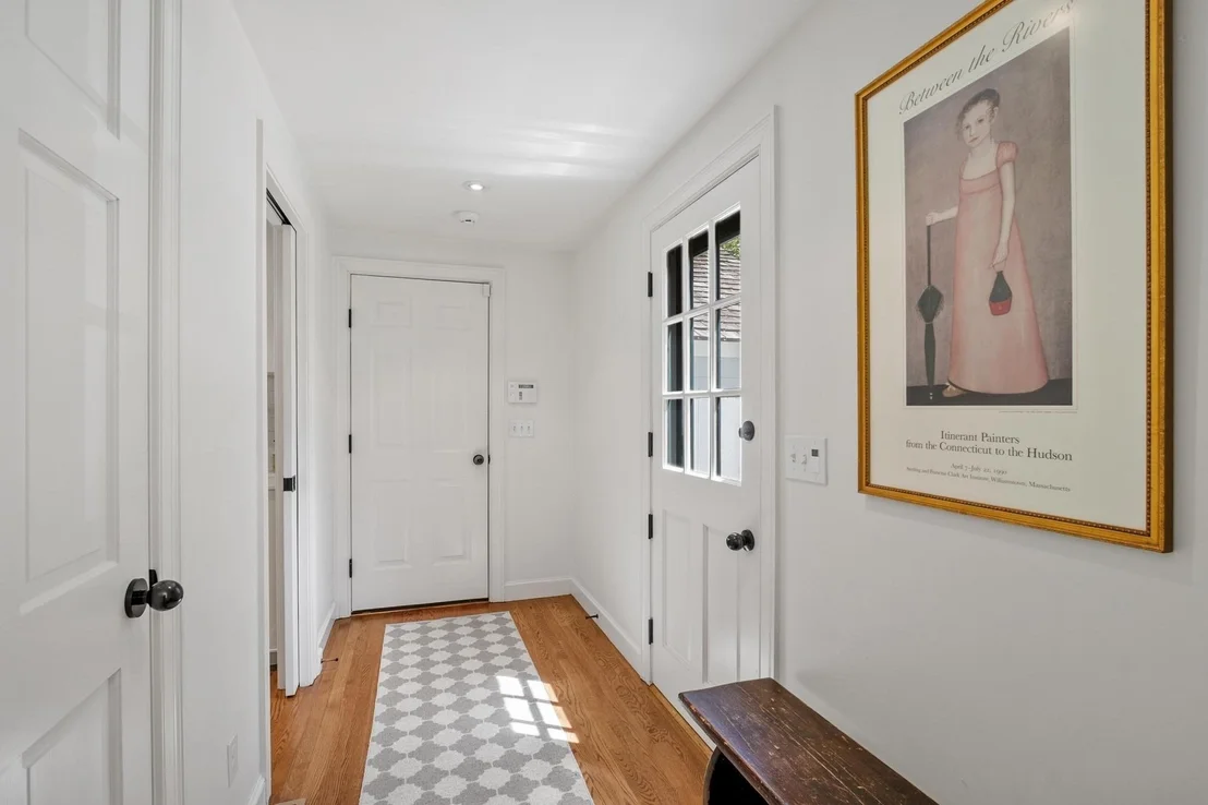 Photo of 1319 Monument Street